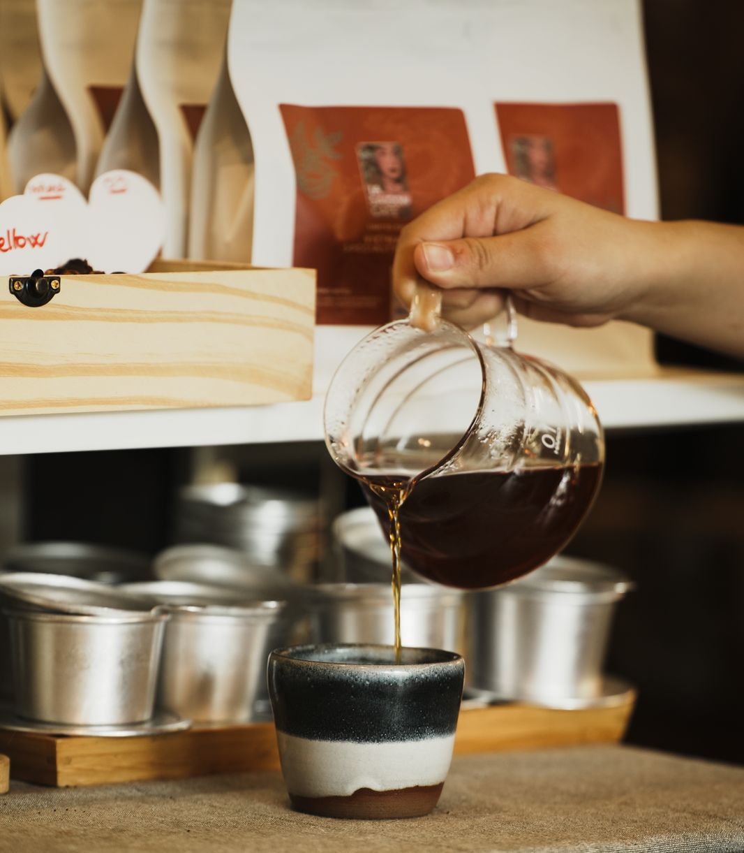 LASAIGONCAFE – Vietnam Arabica Coffee | Mang Den Origin | Medium Roast | Whole Bean | 250g & 1kg